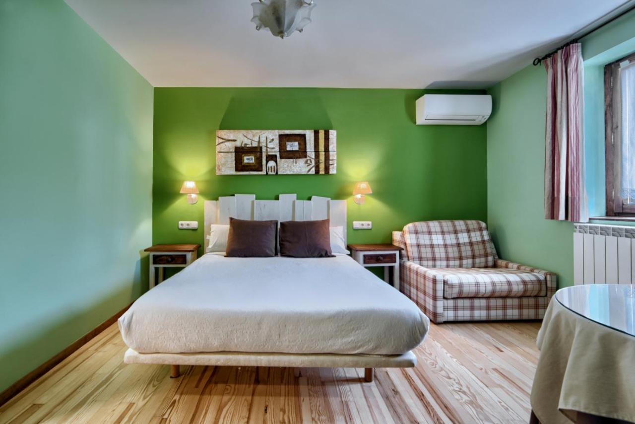 Hotel Rural El Almadiero Burgui Luaran gambar