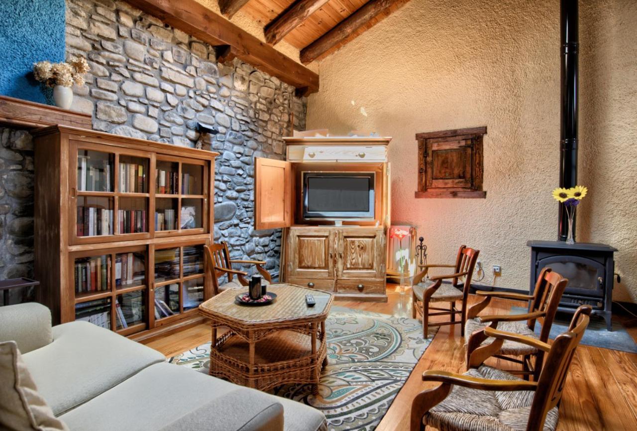 Hotel Rural El Almadiero Burgui Luaran gambar