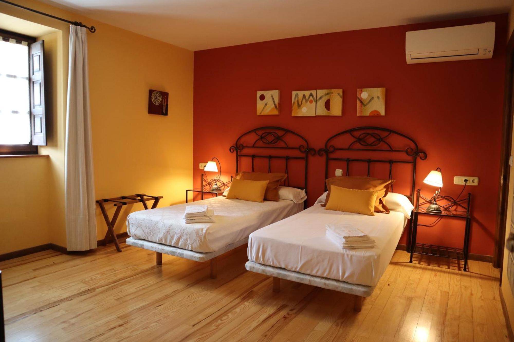 Hotel Rural El Almadiero Burgui Luaran gambar